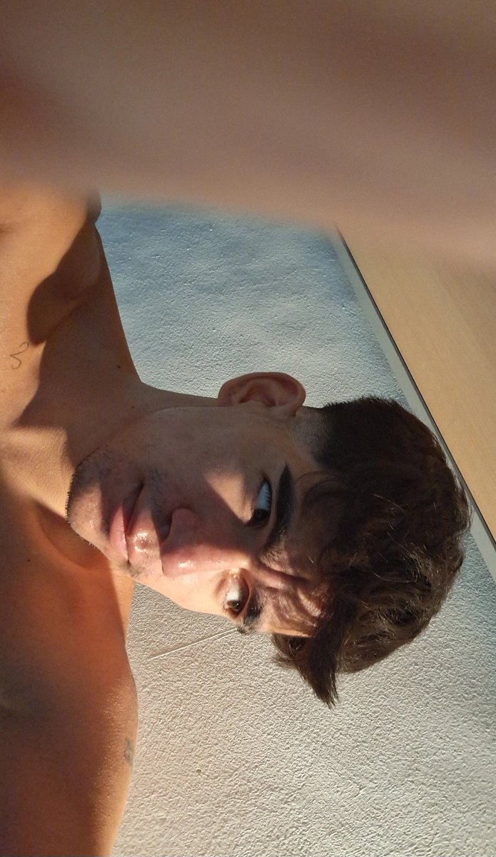 rataleex's tweet photo. Les gustó mi corte? 🥸 https://t.co/osgQq3YBDS