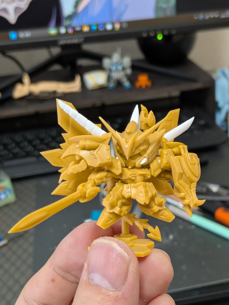 2hinfan's tweet photo. 両肩のガンダムフェイスどうしようかな
#ガンプラ
#スペリオルディファイン https://t.co/DNUpn8AU29