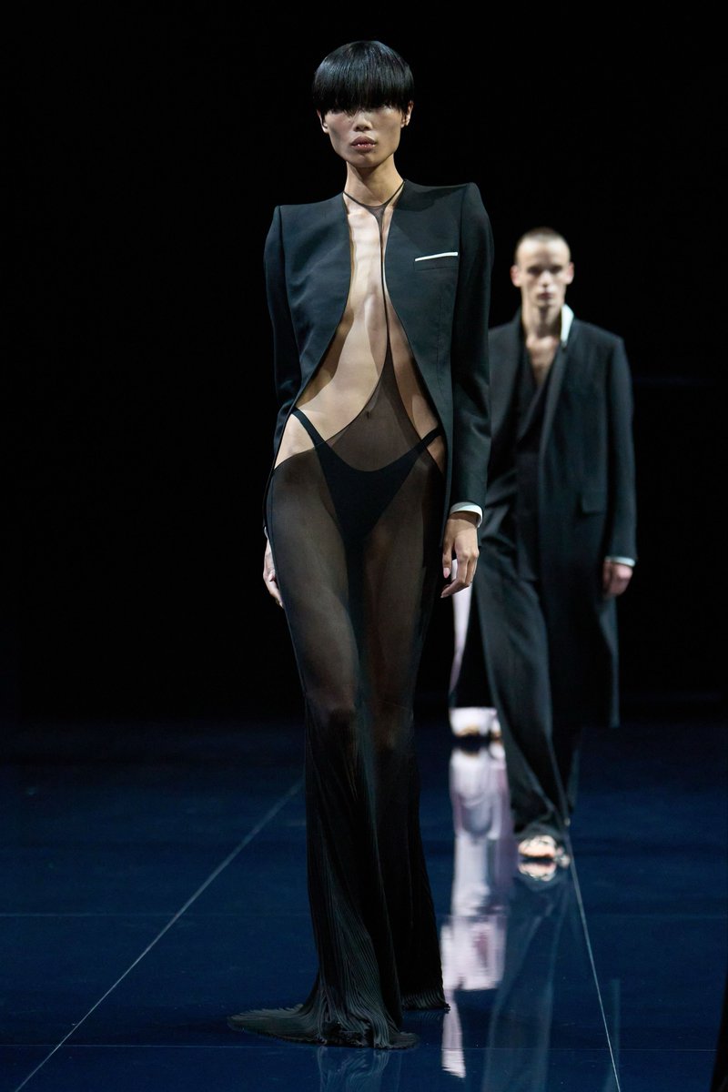 rebecamaccise's tweet photo. Situationist SS27 | Tom Ford SS26 https://t.co/S0tKTIOomO