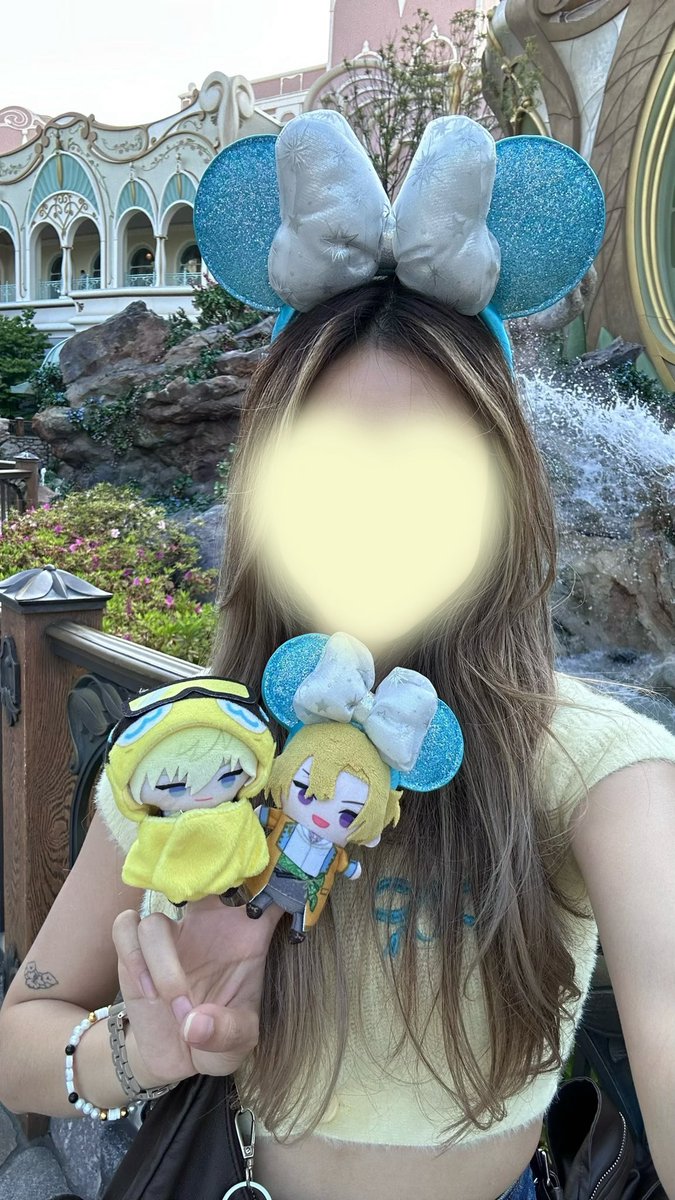 sonnykaneshiro's tweet photo. it’s my borthday! 🥳

drowning at work yet again this year but i guess you could say i celebrated my birthday with the yellow aussie bois months in advance this time 🥹💛

photos are from may but who cares, still one of the highlights of my year hehe ╰(*´︶`*)╯♡ https://t.co/wR3xPVPfb5