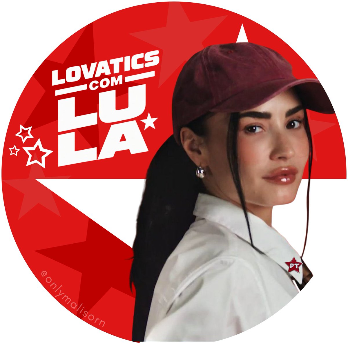 onlymalisorn's tweet photo. ATENÇÃO LOVATICS!
Fiz alguns adesivos Lulistas para usarmos durante a campanha, podem imprimir e me mandem fofinho que quero ver 
Link: https://t.co/hbeWccUASH

#FandomsComLula https://t.co/faRstPk1sC