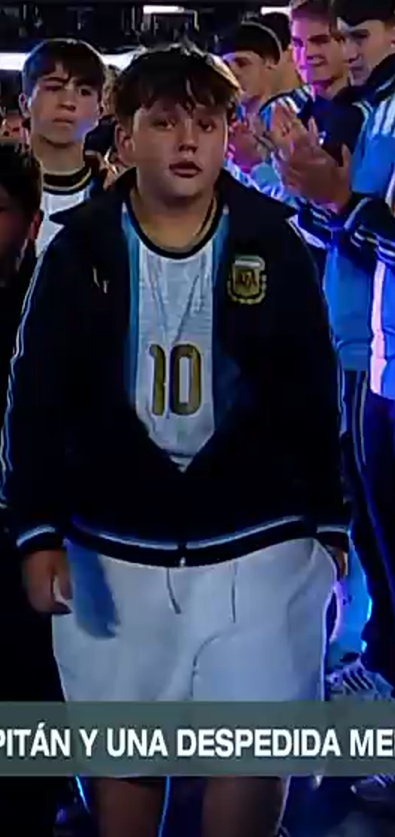 ZarMorfeoII's tweet photo. alguien me puede explicar quien es este tipazo? es el perro puchi https://t.co/5hCHw0VVG6