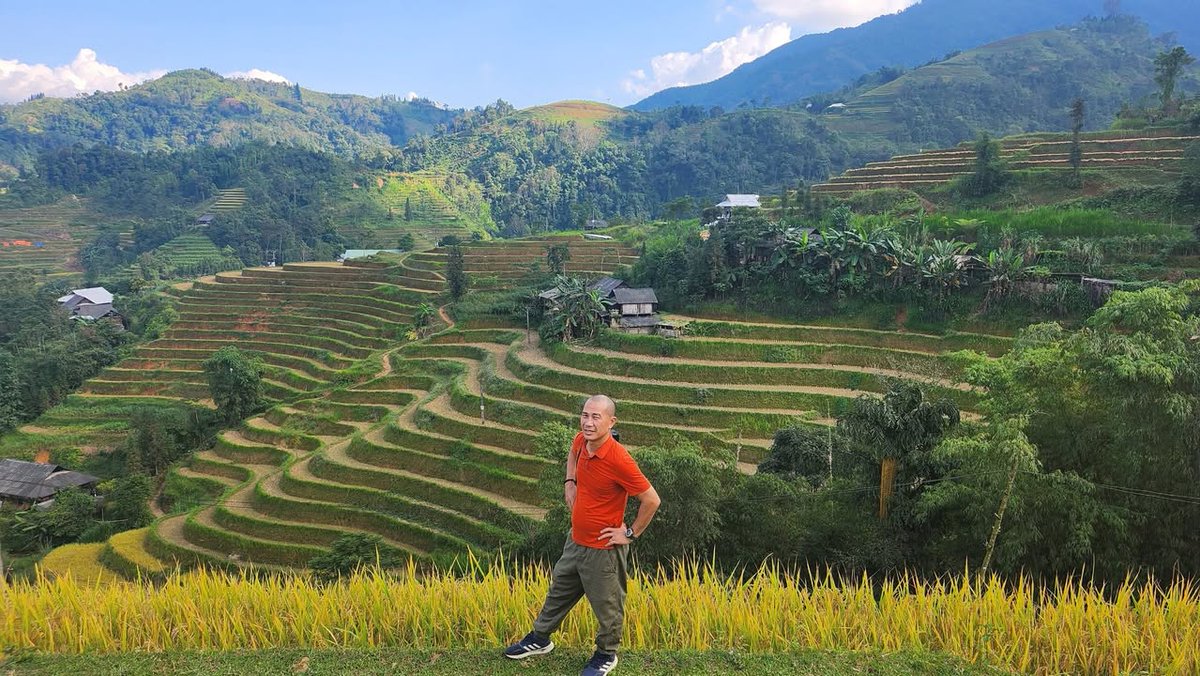 rindotoa's tweet photo. Vietnam is calling. From Hanoi’s Old Quarter to Ha Long Bay, Sapa, Hue, Hoi An, Ho Chi Minh City, and the Mekong Delta, discover unforgettable culture, flavors, and landscapes. Let CGVN Travel craft your dream journey. https://t.co/GOKPnJyFqR