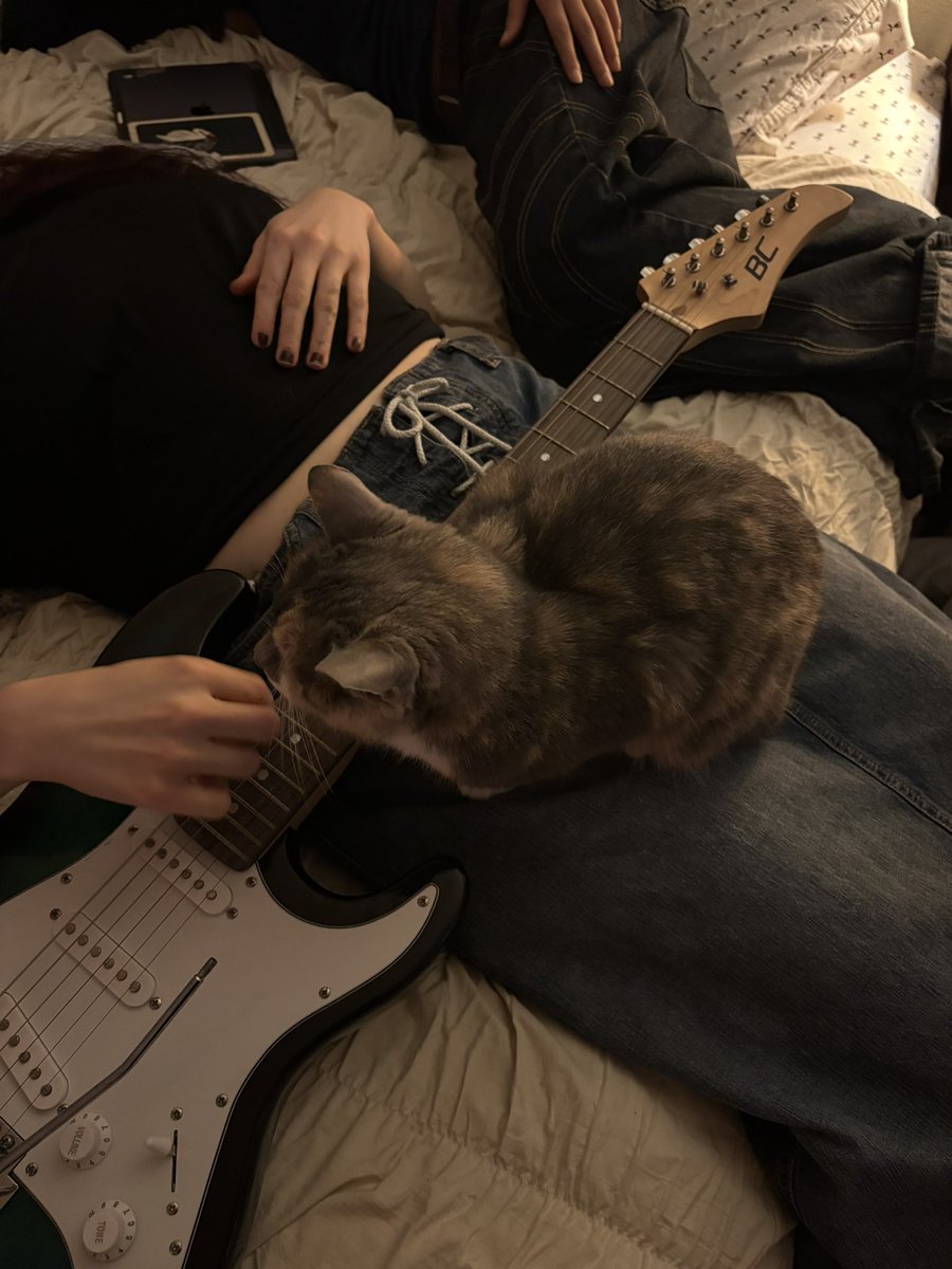 sopheist's tweet photo. o_o https://t.co/71VA2uHlnK