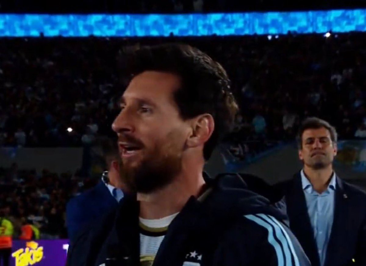 mikewaykicks's tweet photo. 🚨🗣️ 𝗡𝗘𝗪: Leo Messi: "Today, I have to live through the SADDEST day of my career, as I say goodbye to the Argentina national team."

"I’M GOING TO MISS YOU ALL." https://t.co/7Nfl5ajTyW