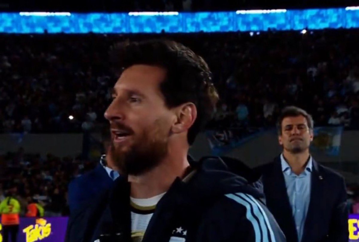 mikewaykicks's tweet photo. 🚨🗣️ 𝗡𝗘𝗪: Leo Messi: "When we come together and stay UNITED, we are stronger than anyone."

"Difficult moments will come. What we achieved over the last few years is NOT NORMAL."

"In those difficult moments, we as fans have to support them more than ever. To achieve big https://t.co/LLu8Km16zJ