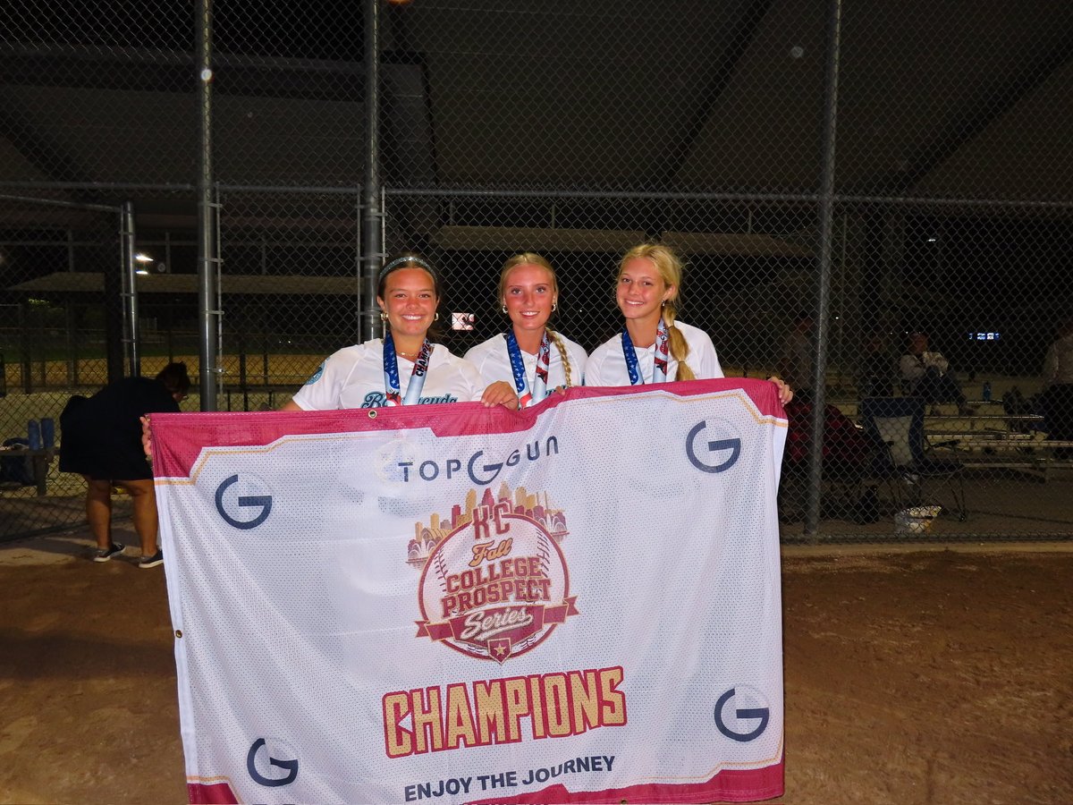 aaliyahglenn23's tweet photo. What a weekend in KC! 🥎@BA16uOlson came to COMPETE at the Top Gun ✈️College Prospect Series going 7-0 on the wknd! Proud to do my part in the circle :
13 innings, 3 WINS, 16 Ks, 1.385 WHIP, .196 BAA. 🩷’d competing alongside my teammates. #TopGunEvents #MidwestPremiers https://t.co/aTRkfDEKGq