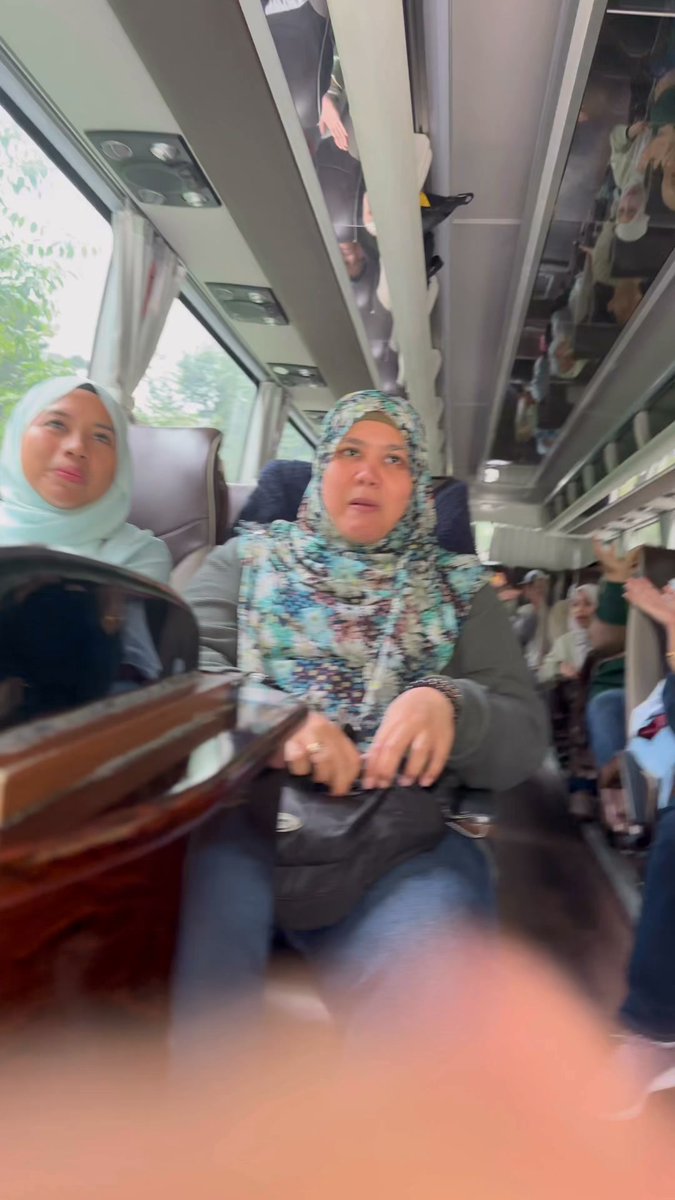 const_string3's tweet photo. Selamat hari lahir buat peserta yang meraikan birthday bersama kumpulan kami di Da Lat, Vietnam! Semoga panjang umur, murah rezeki, sihat selalu dan dipermudahkan segala urusan. Terima kasih kerana mencipta kenangan indah bersama kami! https://t.co/6f2QpYwNAl