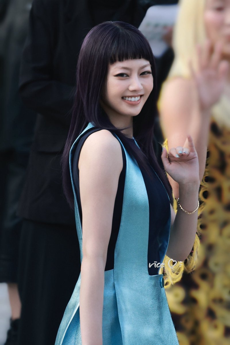 TOMMY_25_alphaz's tweet photo. HINATAがヒナタすぎて好き💎
#HinataxLouisVuitton #MayaxLouisVuitton
#LouisVuittonSS27 #ルイヴィトン 
#XG #HINATA #MAYA @XGOfficial_ https://t.co/PmMDZ0z0dP