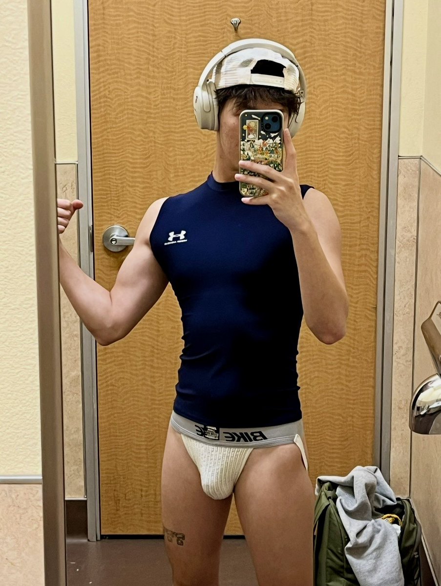 fulm1nus's tweet photo. Happy #jocktober boom https://t.co/HcOCopQkQ0