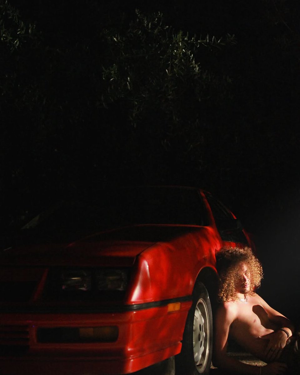 samueljoaodasi1's tweet photo. .
HAPPY
.
#photography #photooftheday #vibes #oura #cars #carphotography #fyp #viral #night #fnaf #daytona #dodge #80s #80scars #canon #curlyhair #photo #photographers #photoeveryday #redcars #rks #rainbowkittensurprise https://t.co/5aR76R5se9