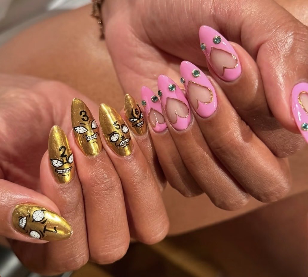 gelato_enjoyer's tweet photo. MEGAN GOT GIOMIS NAILS??? https://t.co/4Cl4VBA7d8