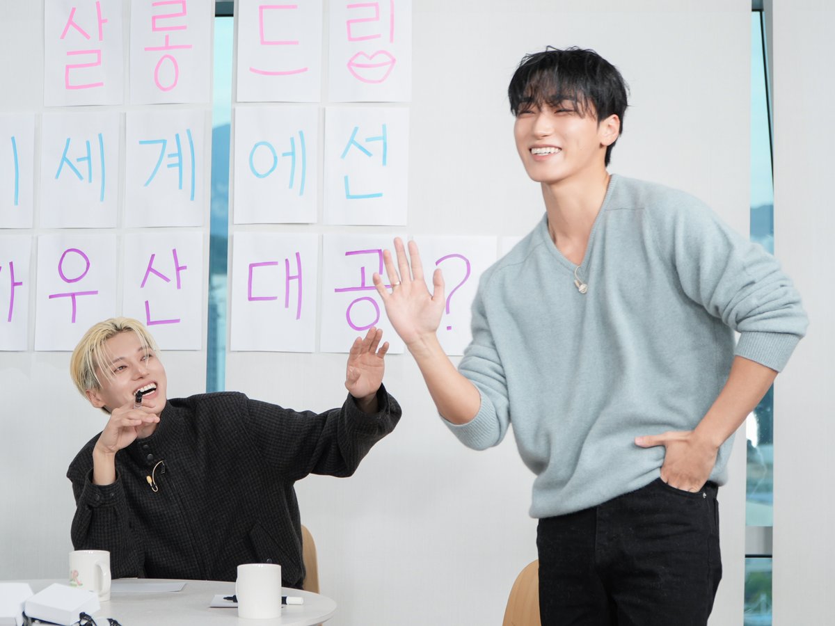 TEO_universe_'s tweet photo. 다음 주 화요일 1가정 1우산 나눔합니다☂️

☕️2026.10.13 (화) 오후 6시 TEO 유튜브

#산 #우영 #ATEEZ #장도연 #살롱드립 #SalonDrip #TEO #테오 https://t.co/yImZZ884TT