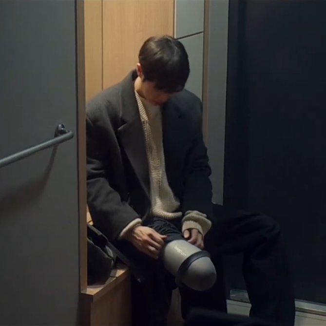 paulhyoseop's tweet photo. duh gimana ya pak🚶🏻♀️
#betweensteps #betweenstepsep2 https://t.co/zW8d6fdy4b