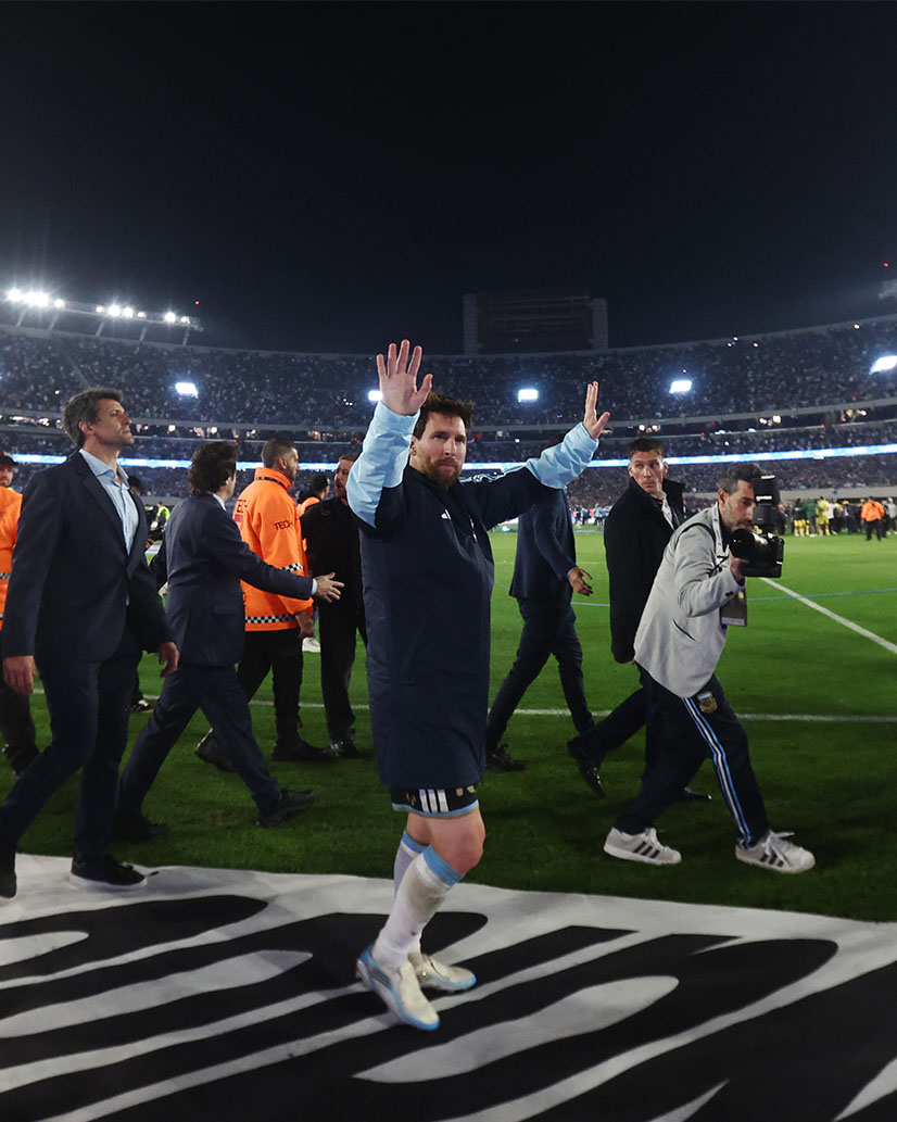 brfootball's tweet photo. 𝑫𝒐𝒏'𝒕 𝒄𝒓𝒚 𝒃𝒆𝒄𝒂𝒖𝒔𝒆 𝒊𝒕'𝒔 𝒐𝒗𝒆𝒓, 𝒔𝒎𝒊𝒍𝒆 𝒃𝒆𝒄𝒂𝒖𝒔𝒆 𝒊𝒕 𝒉𝒂𝒑𝒑𝒆𝒏𝒆𝒅. https://t.co/ydx1Ec0Q1I