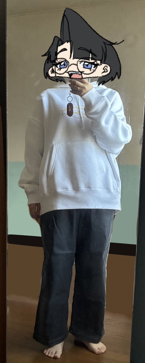 haru_tabi_2's tweet photo. パーカー届いたぜ！！激カワで着心地いいぜ！！🥰
裏起毛だから本格的に着るのはもう少し先だろうけど、早く着てお出かけしたいぜ！！☺️
何と合わせても可愛いし、カッコイイ系もいけるオールラウンダーパーカーを手に入れちまったな…😎
約150cm/Mサイズ着用でこんな感じ！✨️ https://t.co/Hp6X1o3hZz
