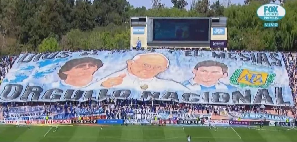 CobraDeDetroit's tweet photo. En una época donde muchos lo defenestraban, un pueblo siempre confió en el.
Club Deportivo Godoy Cruz Antonio Tomba. https://t.co/RaCAumZPtv