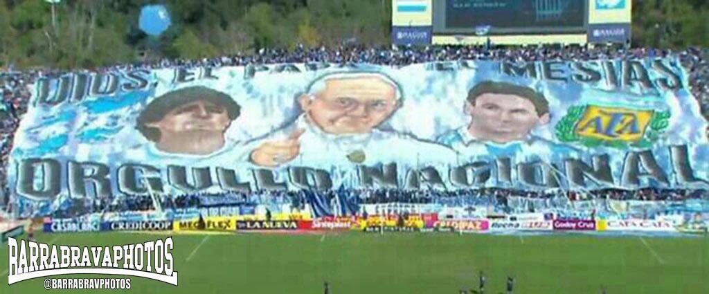 CobraDeDetroit's tweet photo. En una época donde muchos lo defenestraban, un pueblo siempre confió en el.
Club Deportivo Godoy Cruz Antonio Tomba. https://t.co/RaCAumZPtv