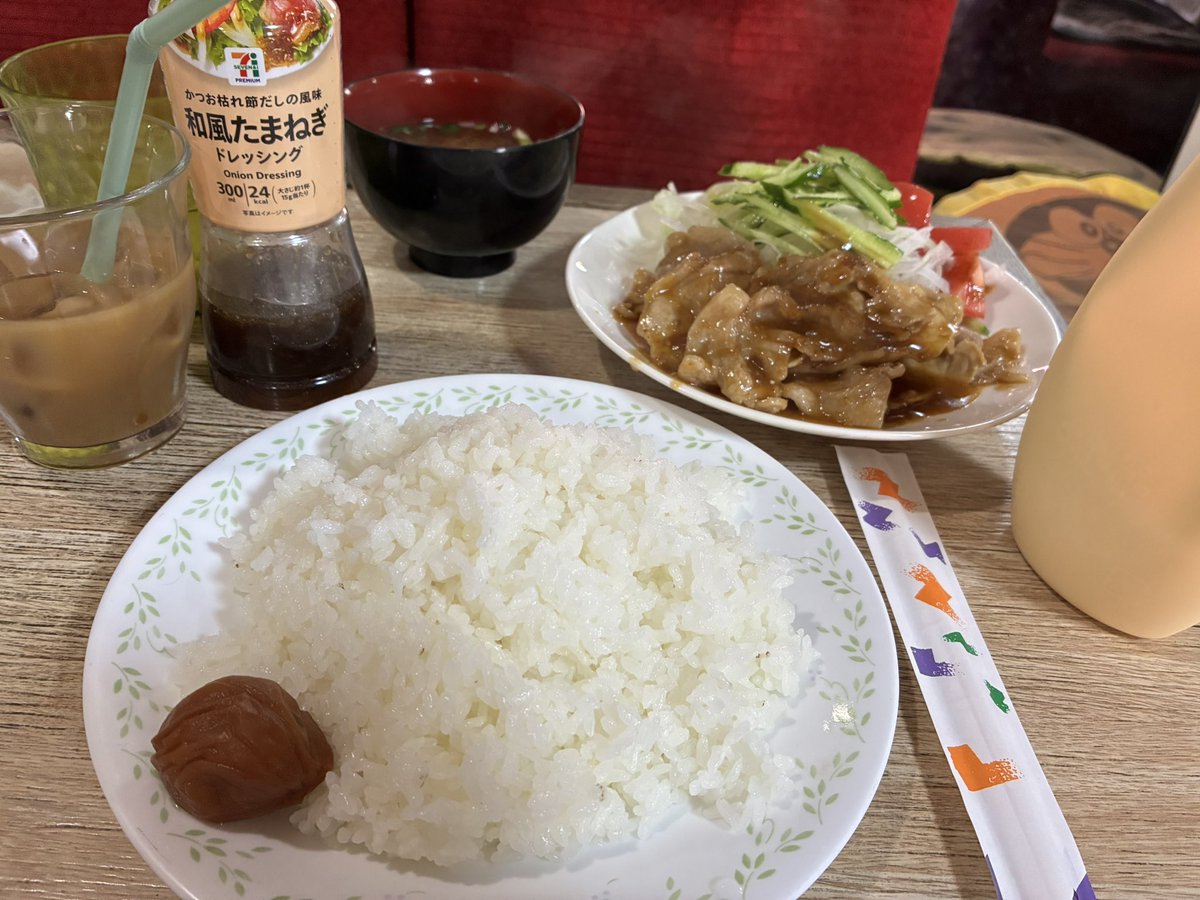Wada_Dog's tweet photo. 推し喫茶店いつもドデカ盛りで嬉しい🍚 https://t.co/1RfWm6QVDr