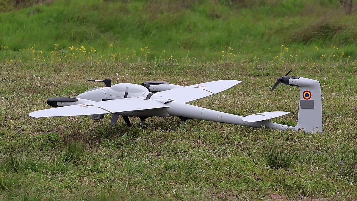 DefenseandtechC's tweet photo. Quantum Systems, the Bavarian Drone Maker Ukraine Made Essential defenseandtech.com/quantum-systems-vector-drone-profile/ #companyprofile #defensestartups #Germany #QuantumSystems https://t.co/Va1LRZ70Bg
