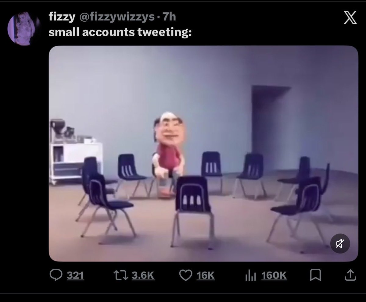 ellyzinhakkkj's tweet photo. @Calvin_klein7 tornaram seu tweet e tiveram mais visualização que vc ainda KKKKKKKKKKKKK https://t.co/Kvmm5LH2MW