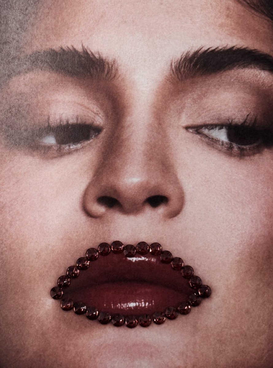 cosmeticskyli's tweet photo. 💎 https://t.co/j6z2jScmt2