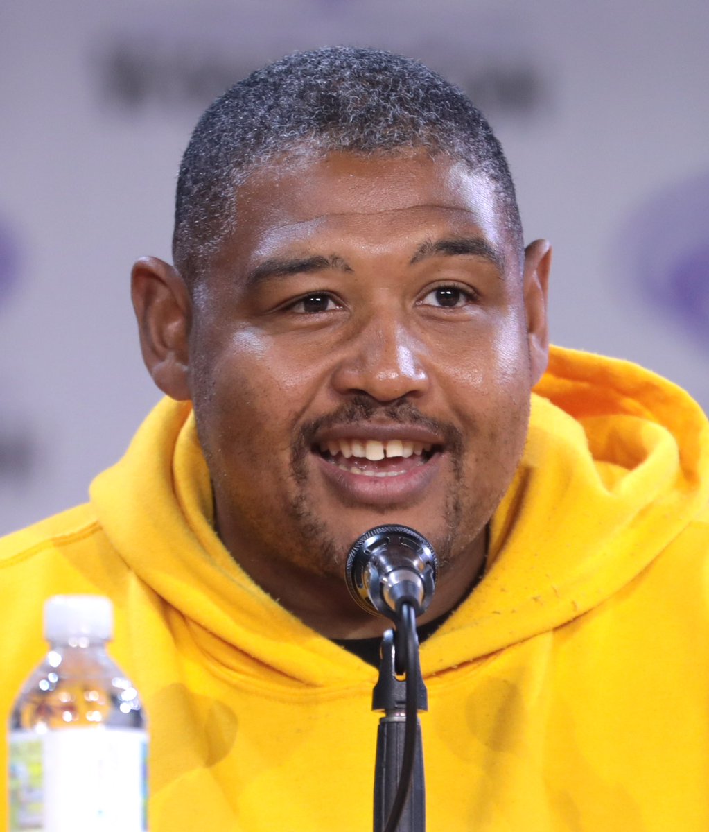 TheCartoonBase's tweet photo. Happy 48th birthday to the talented Omar Benson Miller.

The voice of Raphael in Rise of the Teenage Mutant Ninja Turtles. https://t.co/igbLWU2kiu