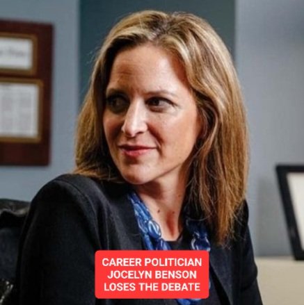 MIGOP's tweet photo. 🚨 BREAKING NEWS: JOHN JAMES WINS THE DEBATE

Combat veteran and job creator @JohnJamesMI just won the Michigan Gubernatorial Debate over career politician and scandal-ridden Jocelyn Benson.

Benson REFUSED to come clean about her husbands questionable dealings with BIG DATA CENTERS and she failed to be forthright about her knowledge and exposure to the now infamous MULTI-MILLION DOLLAR FRAUD SCANDAL involving the Southern Poverty Law Center while she was on the Board.

John James delivered a clear, common-sense message that will deliver results for hardworking Michiganders and their families.

JOIN OUR FIGHT: https://t.co/VwLWc4uXkR