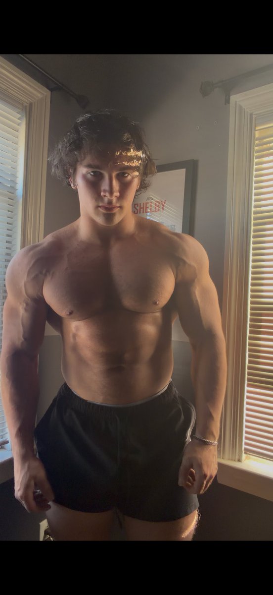 PaulJacksonFit's tweet photo. #bodybuilding #gym #fyp #fitness #viral https://t.co/X1w42jAbM4