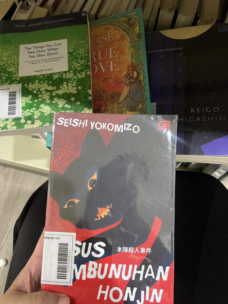soevjan's tweet photo. demi apapun baru tau perpus fakultas banyak novel bgus, george orwell, series trilogy dll jg banyak😭☝🏻 https://t.co/gx9A8BWBhc