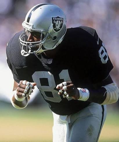 GregJansma83's tweet photo. @AllThingsLVR @Raiders https://t.co/3o9D6xskht