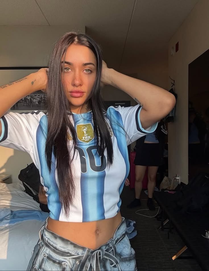 veinstini's tweet photo. que hermoso es nuestro pais y como nuestras girls argentinas lo representan https://t.co/aHyB6AM4fR