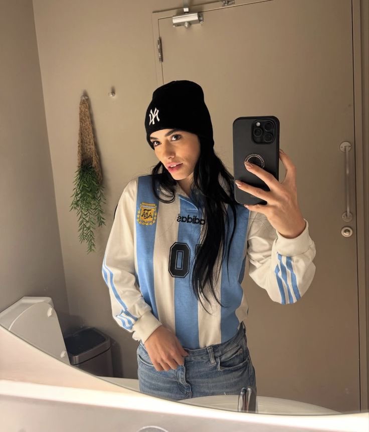 veinstini's tweet photo. que hermoso es nuestro pais y como nuestras girls argentinas lo representan https://t.co/aHyB6AM4fR