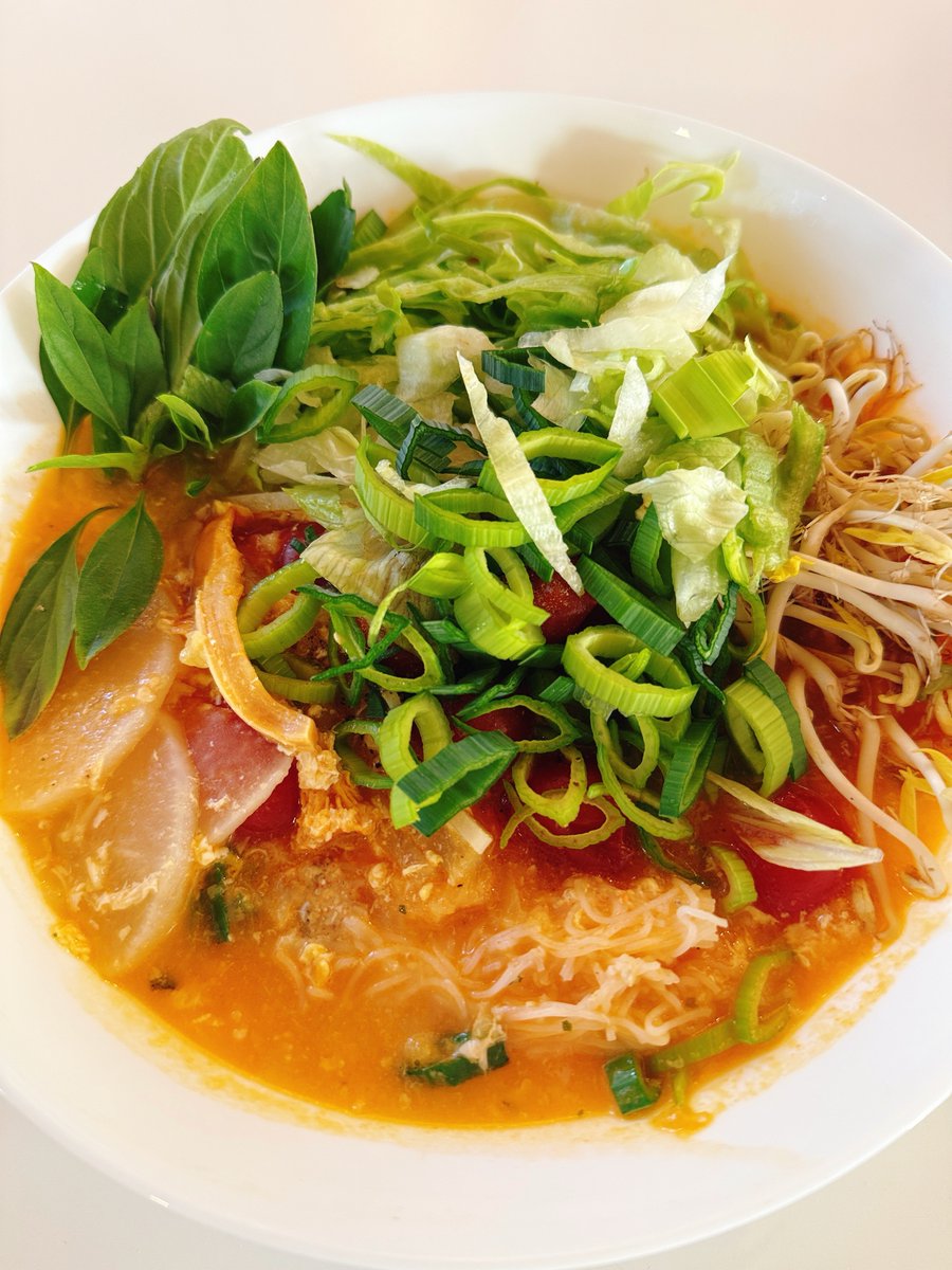 aitor_peke's tweet photo. Bún cả chua chay thanh mát, chua dịu, đậm vị rau củ. https://t.co/ee0UkFpOA8