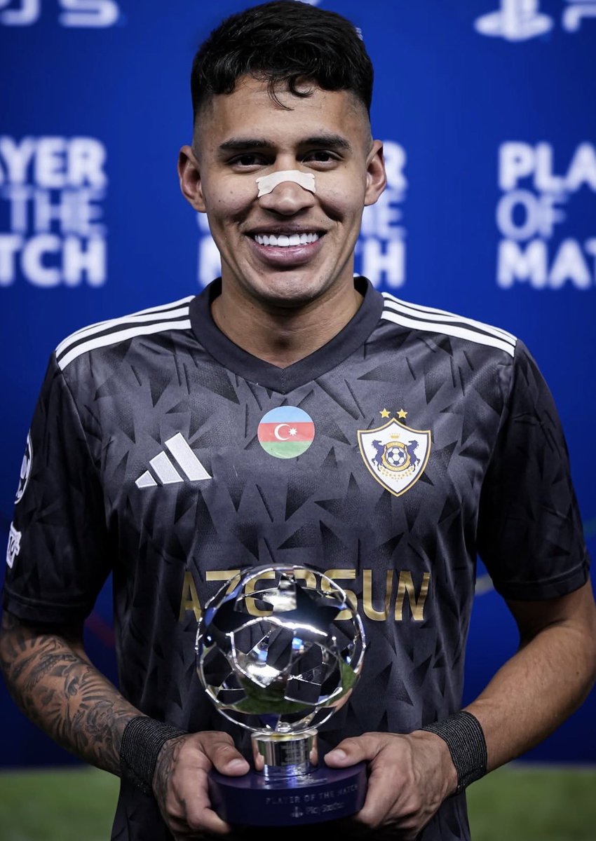 futbismo's tweet photo. Oscar Perea: Figura en el Mundial sub 20.
Camilo Duran: Figura en la pasada Champions.
Jaminton Campaz: Suplente en Rosario Central y nos elimino del Mundial.

Adivinen cual de los 3 fue el que sumo mas minutos en la fecha? Lo de Lorenzo es una vergüenza. https://t.co/iclkpU9dyL