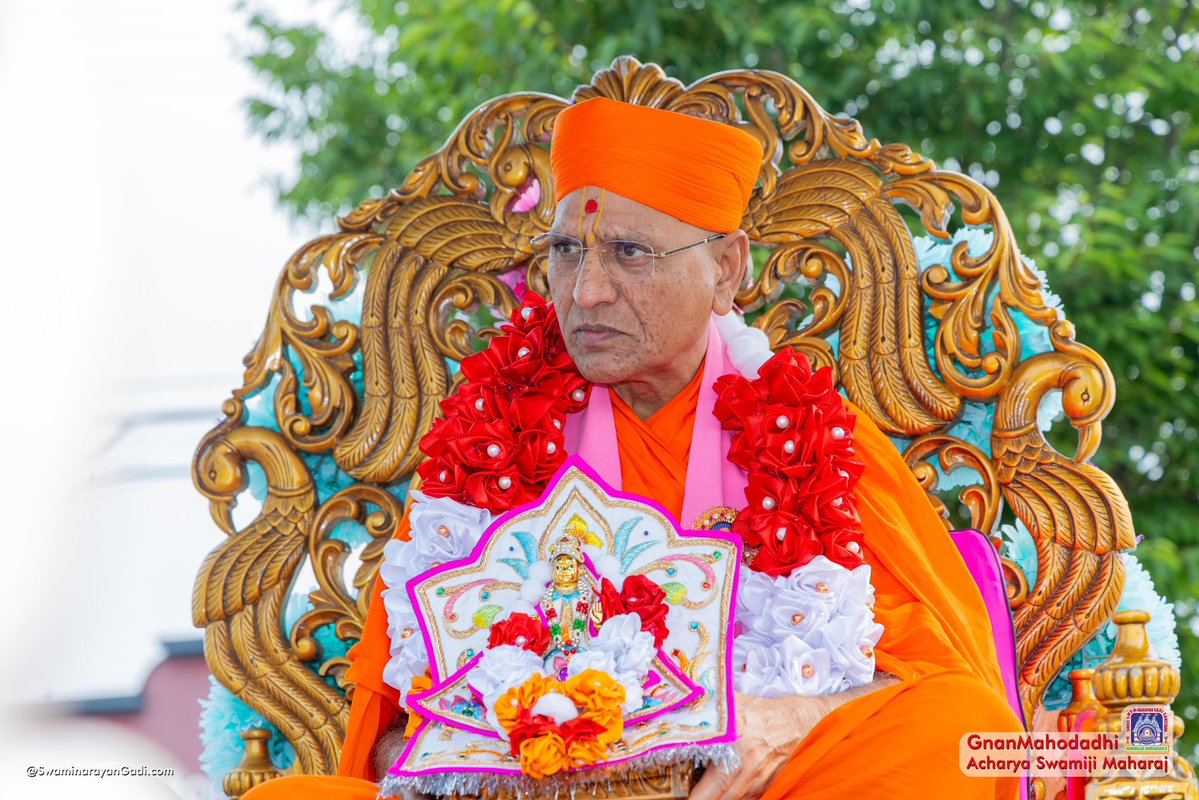 SGadiManinagar's tweet photo. Rise with hope, walk with confidence, and keep your heart rooted in faith through the guidance of Vedratna Acharya Shree Purushottampriya #SwamishreeMaharaj and #GnanMahodadhi Acharya Shree Jitendriyapriyadasji Swamiji Maharaj.

#AcharyaSwamijiMaharaj #SwaminarayanGadi https://t.co/NsNdKRcxKs