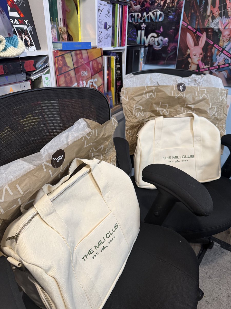 KtwinzReact's tweet photo. What a surprise!!! Maraming Salamat!!! We’ve been YAPPING about this bag since it launched! So glad to have them! @miliclubofc 

 #MILI #TheMILIClub #FirstForm https://t.co/MqUQF2UNSF