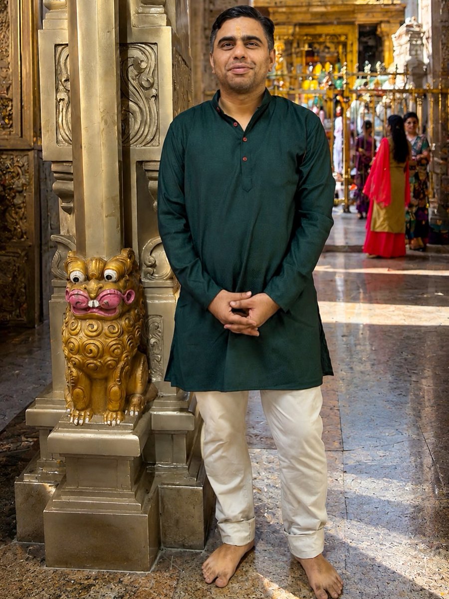 elmaquios's tweet photo. Rooted in faith. Dressed in tradition. Walking with purpose. https://t.co/kVL7kqesea