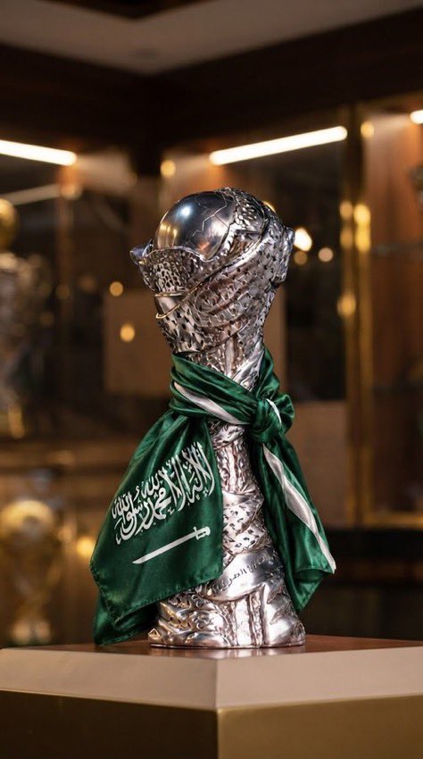 KM10_1947's tweet photo. بطل خليجي27 يصبح عليكم 🇸🇦🏆 https://t.co/3DUVSxj11Z