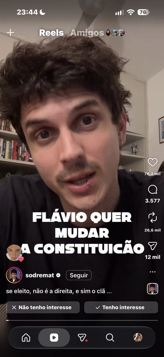 carozetepivete's tweet photo. mentira que a isentona da malu borges curtiu um post criticando o flavio https://t.co/4d4ErZrNkL