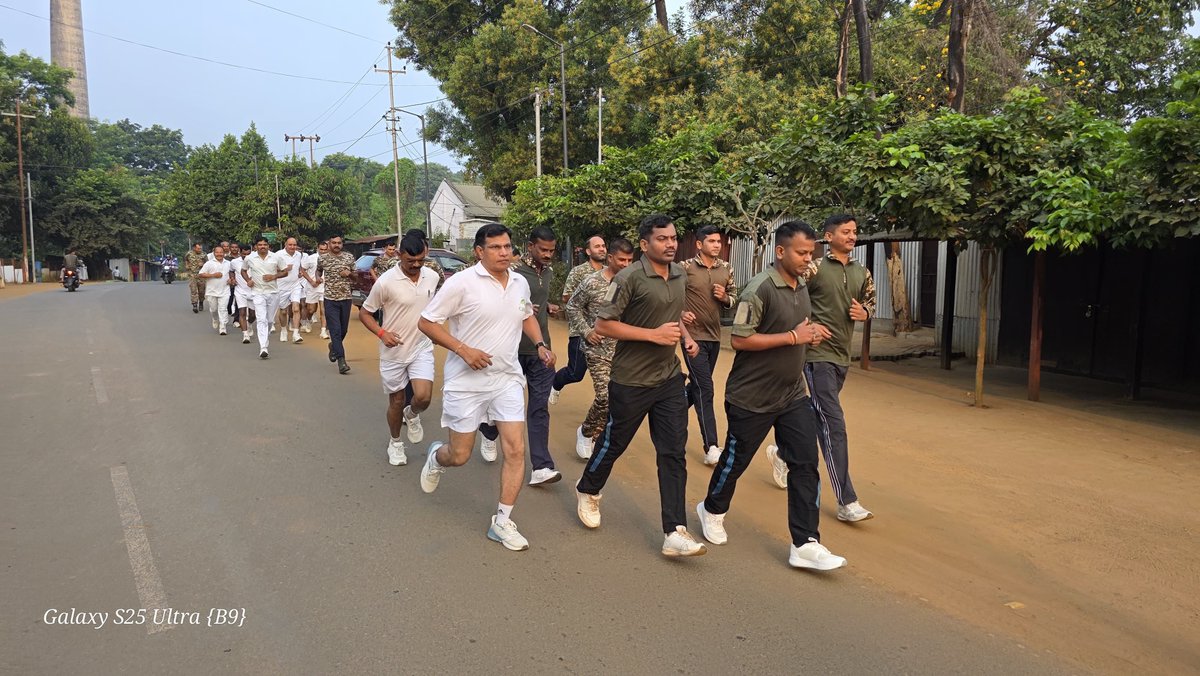 120Crpf's tweet photo. #120BN #CRPFIndia in continuation conducted the Fit India Freedom Run 7.0–2026 at HQ Tura, in West Garo Hills to promote the message “Fitness Ki Dose, Aadha Ghanta Roz”, encouraging jawans and citizens to dedicate at least 30 minutes every day to physical activity and fitness. https://t.co/8rQlJ87Cuk