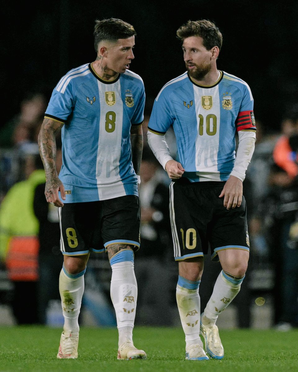 mancityIndo's tweet photo. Enzo turun bermain dalam pertandingan Argentina yang sekaligus menjadi laga perpisahan Messi 🇦🇷🩵 https://t.co/x4PBJS50v5