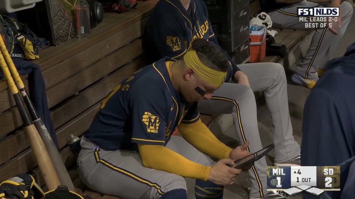 miztreras's tweet photo. hit a homer and you are rewarded with ipad time in the dugout https://t.co/FegFCLn8vt