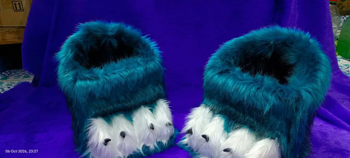 try1976's tweet photo. Fox suit work is in progress for Mr @ThePhantomFenec  💙

#Furry #Fox #Head #FursuitEverday #FursuitsEveryday #Fursuits #furry #ENVTUBER #Youtube #Streamer #Twitch #VtuberEN #VTUBER https://t.co/tmkd8y7BhQ