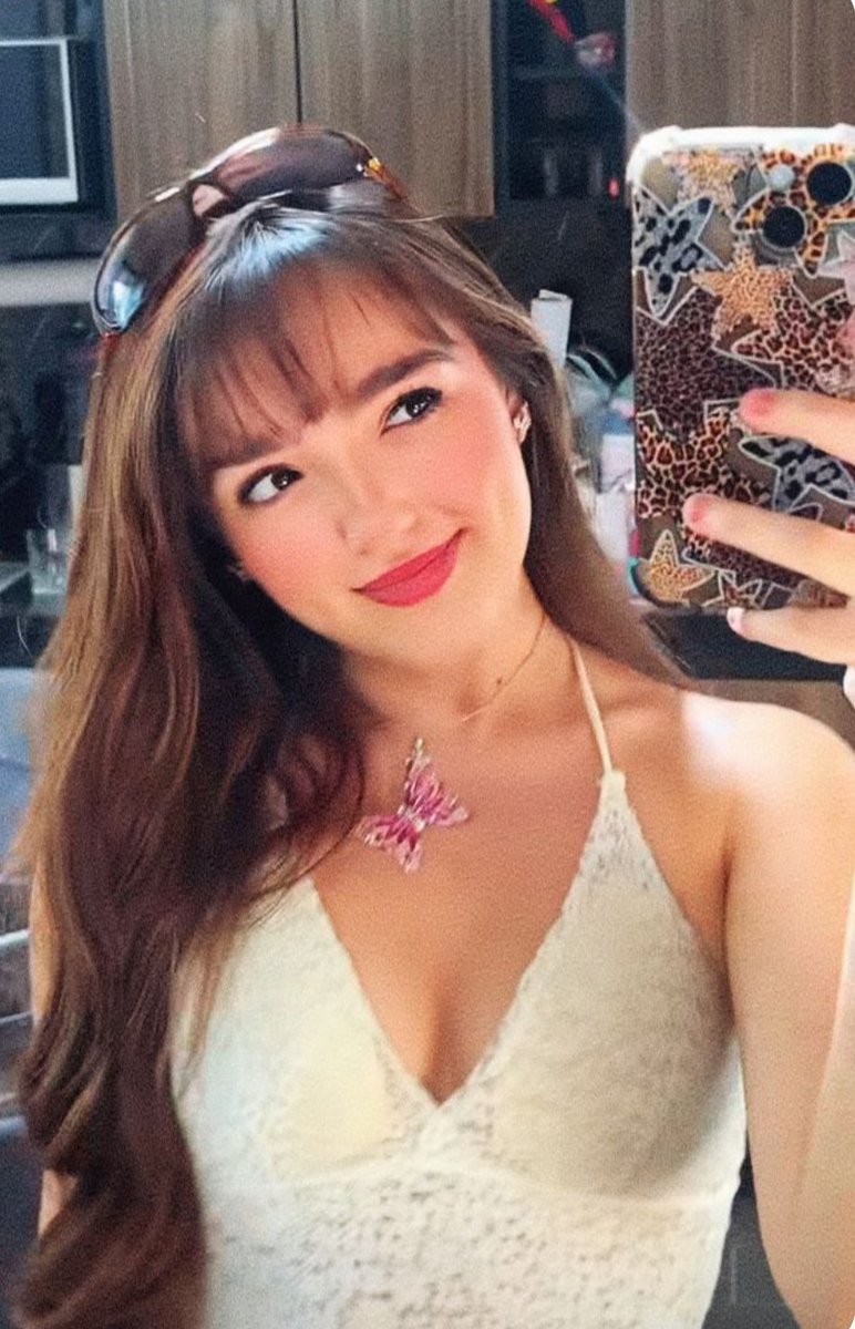 AndreaD240's tweet photo. Elaine lista para la pasarela?? 😍💖

ELAINE EN DESFILE DE ESTRELLAS https://t.co/UCPIw7cen2