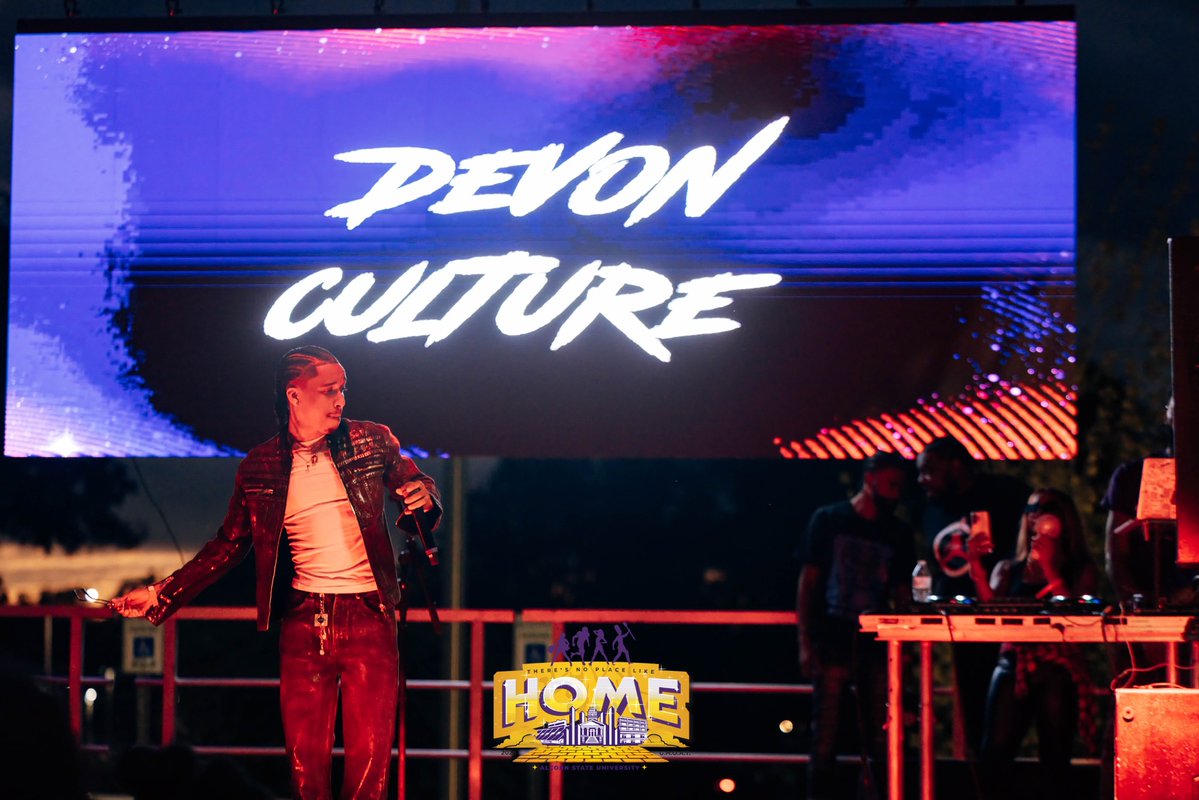 AlcornStateU's tweet photo. Homecoming 2026 is like no other!🔥🎤
Thank you to DTLR, our performers, and vendors for making our night! 💜💛
#ASUGHOAT2026
#AlwaysAlcorn https://t.co/gQxzSLyQi6