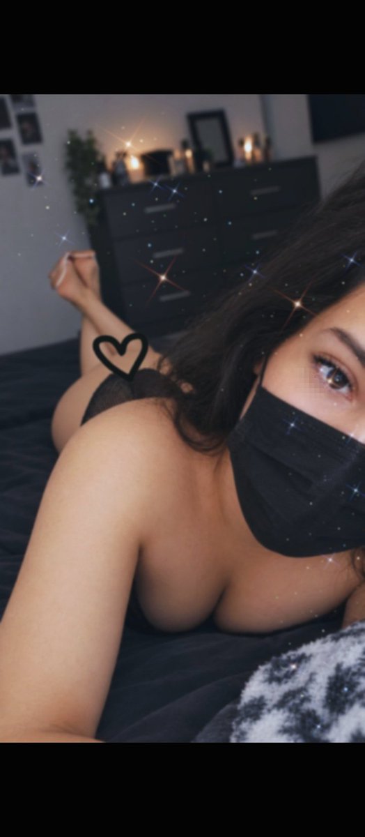 Orochi2792's tweet photo. @SamantaPetite10 Plis déjame estar arriba de ti🤫🤫🤫👉🍆💦💦💦🍑💦💦 https://t.co/AKNsPVcUES