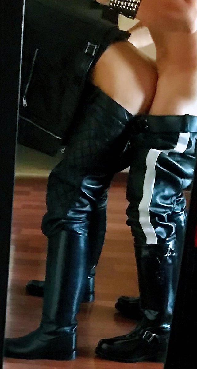 RidingbootsDady's tweet photo. 马靴皮革总是激发你的野性 去玩弄去狂操每一个贱逼 https://t.co/z5QrMT74DC