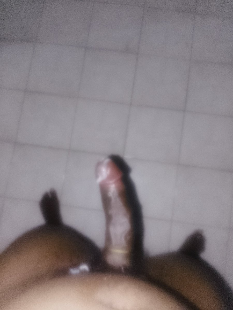 TevinTaylor14's tweet photo. Easy down on this big dick https://t.co/cNaXNuJwlM