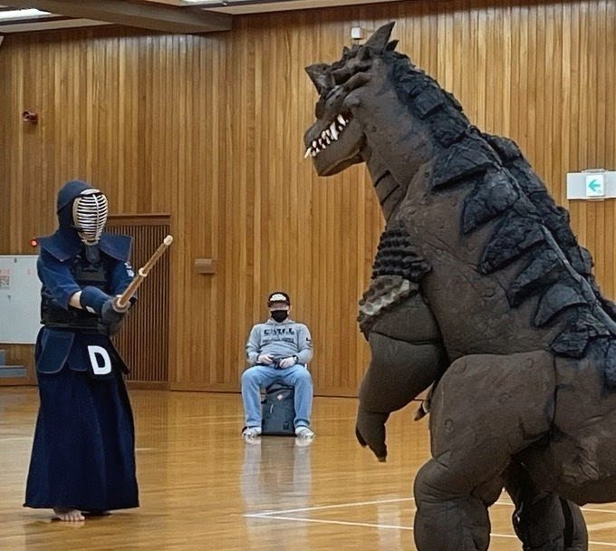 CVt3Q6UiD3NLEkW's tweet photo. プロレスをずっと見続けている人は、いま自分が見ているものがプロレスなのか何なのかわからなくなっても見続ける。 https://t.co/Ks4PRk0rE3